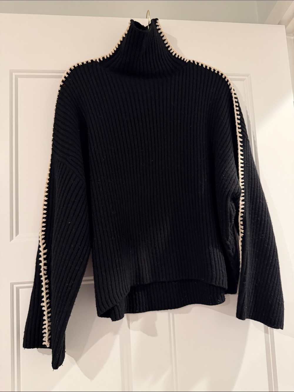 rag & bone Black Ribbed Turtleneck Sweater with Cream Trim